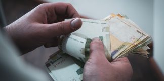 خبر خوش درباره افزایش حقوق کارمندان