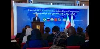 ایران با تمام ظرفیت آماده پیوستن به بریکس