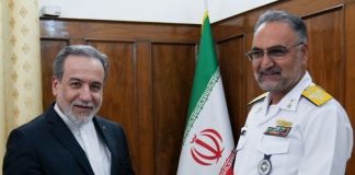 دیدار دریادار با دیپلمات