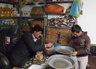 مغازهای در روستای قوزلو ملکان که کلیدش دست همه است