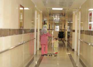 اجرایی شدن دستورالعمل درمان رایگان کودکان زیر هفت سال در بیمارستانهای دولتی