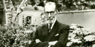 او مرغ سحر را سروده است