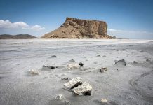 دریاچه ارومیه منتظر رسیدن بهار