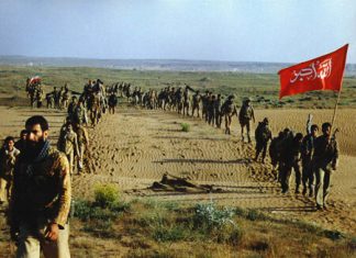 خون دادیم خاک، هرگز!