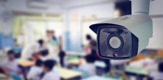 نصب دوربین در کلاس با تایید شورای مدرسه بلامانع است