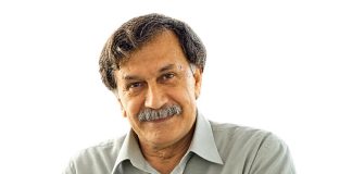 آهای فلک که گردنت از همهمون بلنتره به ما که خستهایم بگو خونۀ باهار کدوم وره