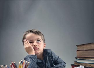 پشت پرده فرار کودکان از درس و مشق